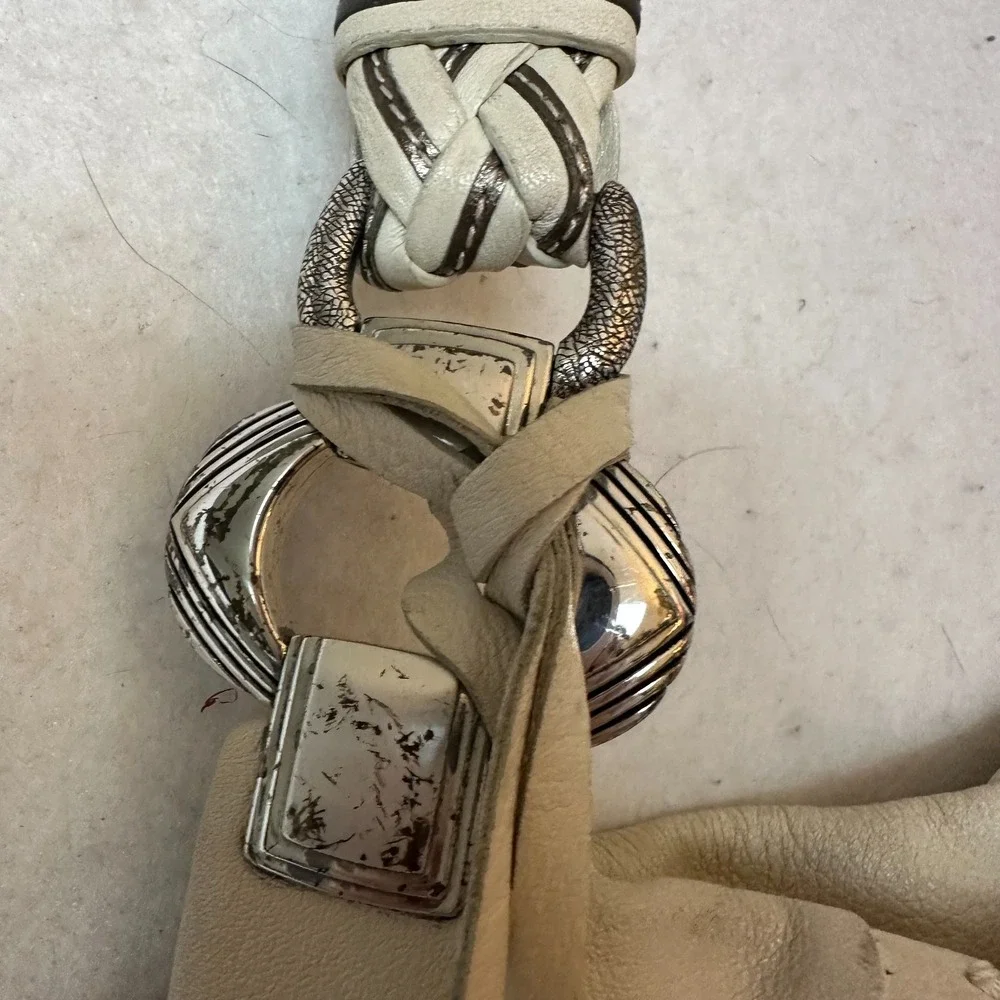 Brighton Cream Leather Beaded Medallion Hobo Shoulder‎ Bag Ivory Silver Heart